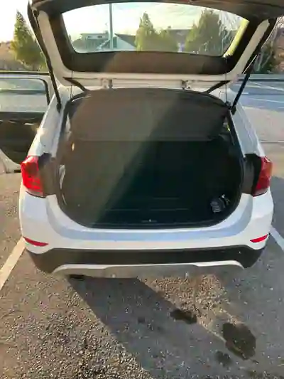 BMW X1 2013 - 13950 EUR, 173000 km - AUTO.MOTO.pt - 173000km - foto 6 de 11