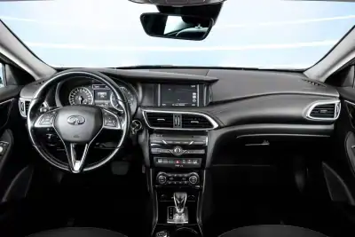 Infiniti Q30 2016 - 19750 EUR, 116708 km - AUTO.MOTO.pt - 116708km - foto 6 de 16