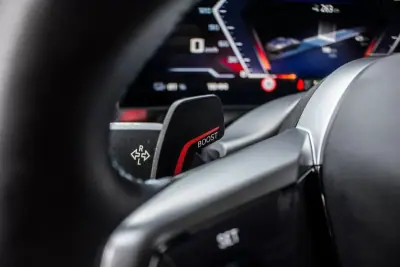 BMW i5 2023 - 74990 EUR, 17145 km - AUTO.MOTO.pt - 17145km - foto 20 de 60