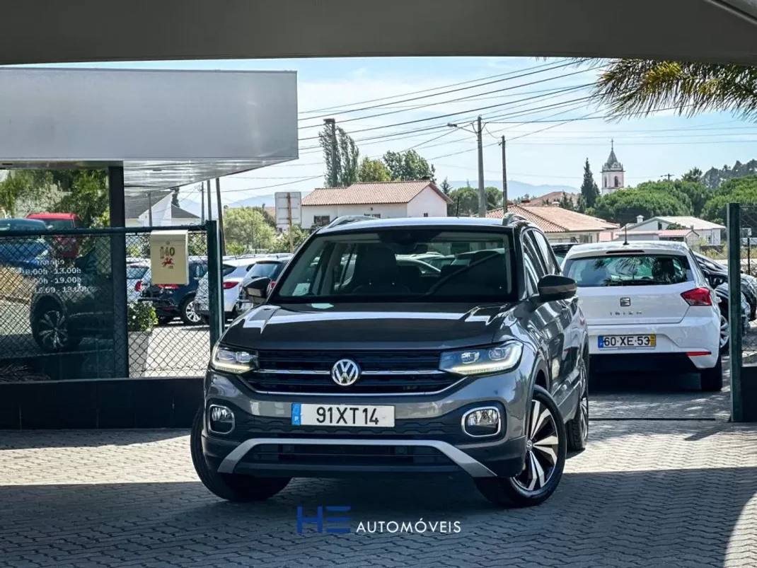 Volkswagen T-Cross 2019 - 15990 EUR, 140000 km - AUTO.MOTO.pt - 140000km - foto 1 de 12