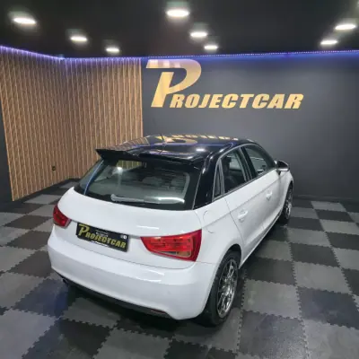 Audi A1 Sportback 2013 - 14250 EUR, 180000 km - AUTO.MOTO.pt - 180000km - foto 2 de 13