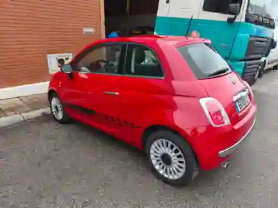 Fiat 500 2013 - 6000 EUR, 140000 km - AUTO.MOTO.pt - 140000km - foto 4 de 6