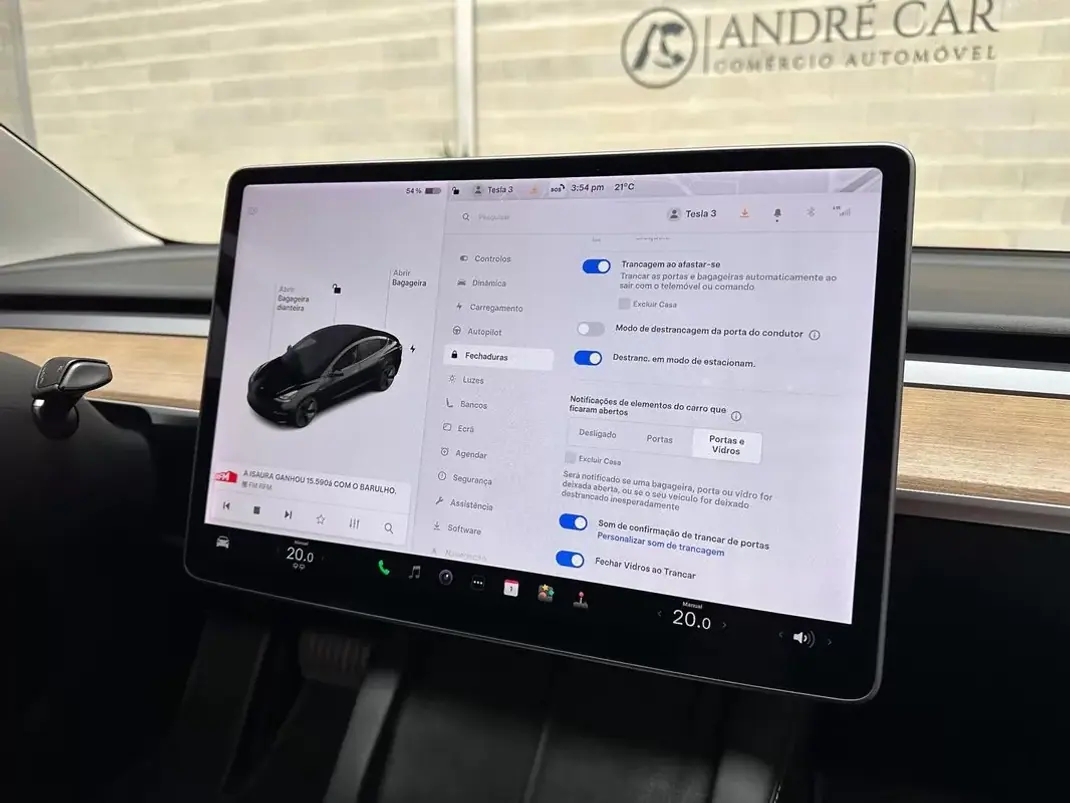 Tesla Model 3 2021 - 26450 EUR, 64959 km - AUTO.MOTO.pt - 64959km - foto 23 de 53