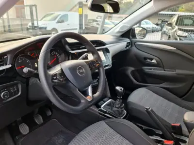 Opel Corsa 2020 - 15990 EUR, 140000 km - AUTO.MOTO.pt - 140000km - foto 12 de 31