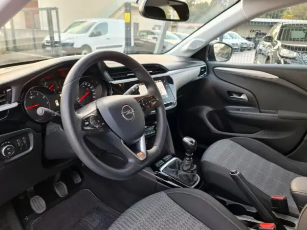 Opel Corsa 2020 - 15990 EUR, 140000 km - AUTO.MOTO.pt - 140000km - foto 12 de 31