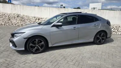 Honda Civic 2017 - 17950 EUR, 128483 km - AUTO.MOTO.pt - 128483km - foto 8 de 30