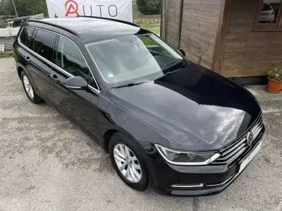 Volkswagen Passat Variant 2018 - 19990 EUR, 177800 km - AUTO.MOTO.pt - 177800km - foto 6 de 19