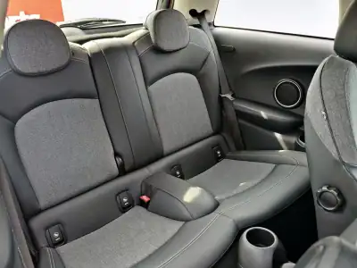 MINI Berlingo 2015 - 18000 EUR, 101200 km - AUTO.MOTO.pt - 101200km - foto 12 de 29