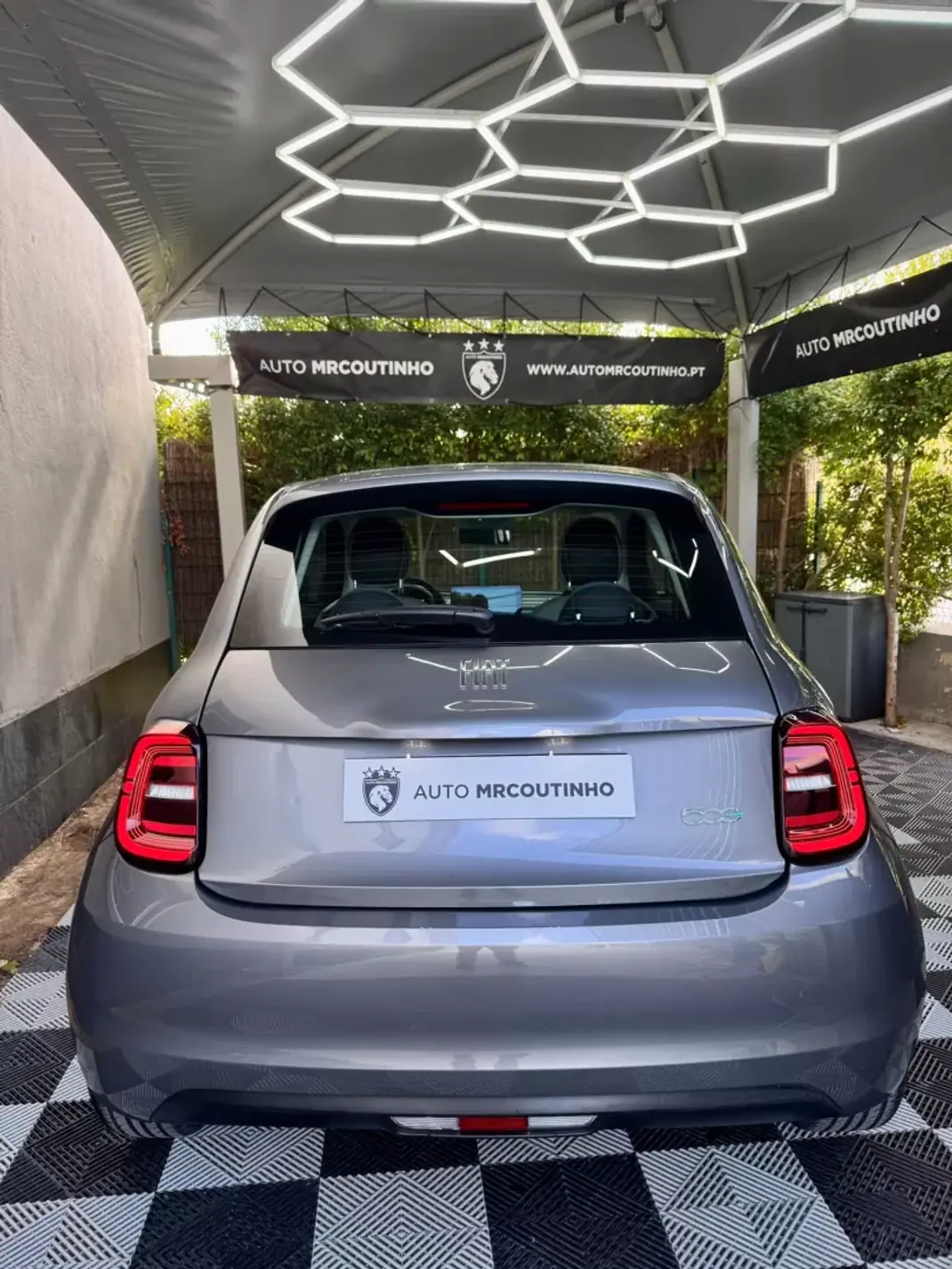 Fiat 500e 2022 - 16500 EUR, 25000 km - 25000km - foto 5 de 26