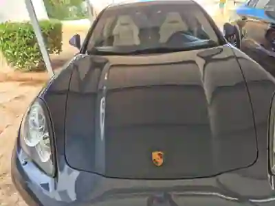 Porsche Panamera 2010 - 39500 EUR, 100000 km - AUTO.MOTO.pt - 100000km - foto 6 de 10