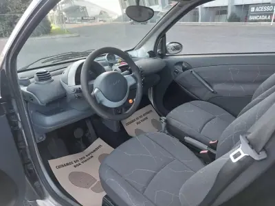 Smart Fortwo Cabrio 2004 - 3490 EUR, 248752 km - AUTO.MOTO.pt - 248752km - foto 10 de 20
