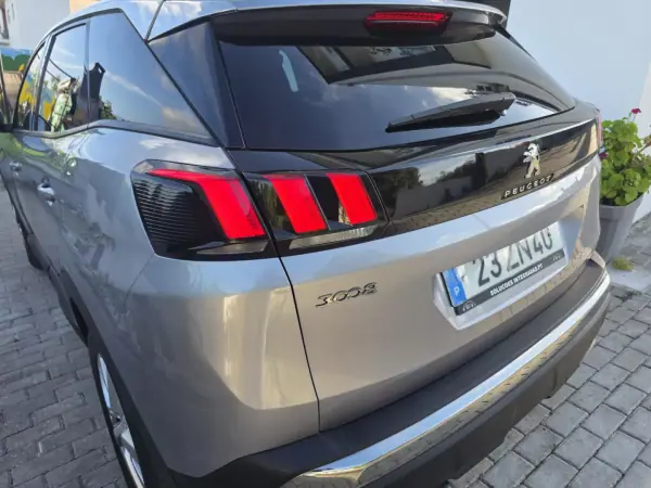 Peugeot 3008 2019 - 13900 EUR, 198000 km - AUTO.MOTO.pt - 198000km - foto 8 de 58