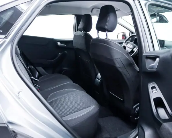 Ford Puma 2023 - 17900 EUR, 146000 km - AUTO.MOTO.pt - 146000km - foto 11 de 11