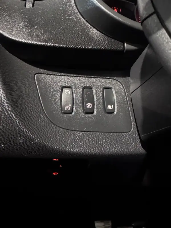 Renault Kangoo 2019 - 15900 EUR, 177924 km - AUTO.MOTO.pt - 177924km - foto 15 de 35