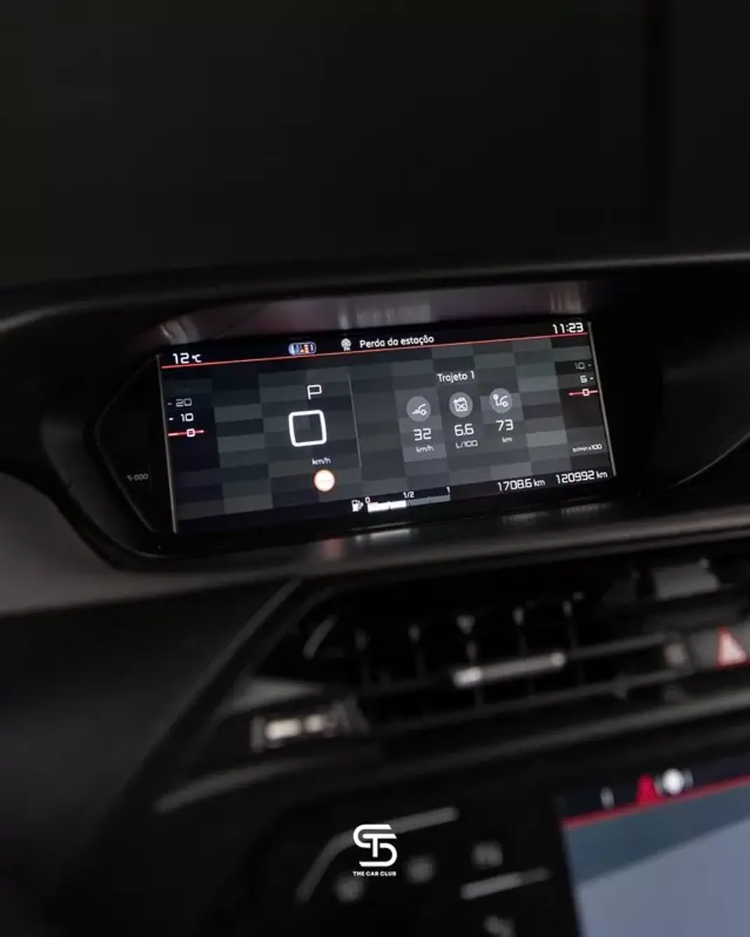 Citroën C4 Spacetourer 2019 - 15450 EUR, 120000 km - AUTO.MOTO.pt - 120000km - foto 14 de 23