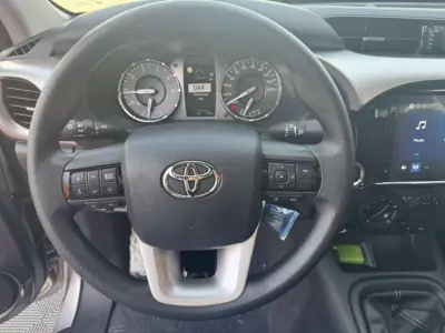 Toyota Hilux 2025 - 64900 EUR, 34 km - AUTO.MOTO.pt - 34km - foto 6 de 29