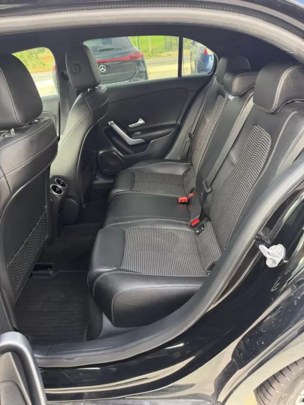 Mercedes-Benz A 180 2019 - 23990 EUR, 116000 km - AUTO.MOTO.pt - 116000km - foto 30 de 34