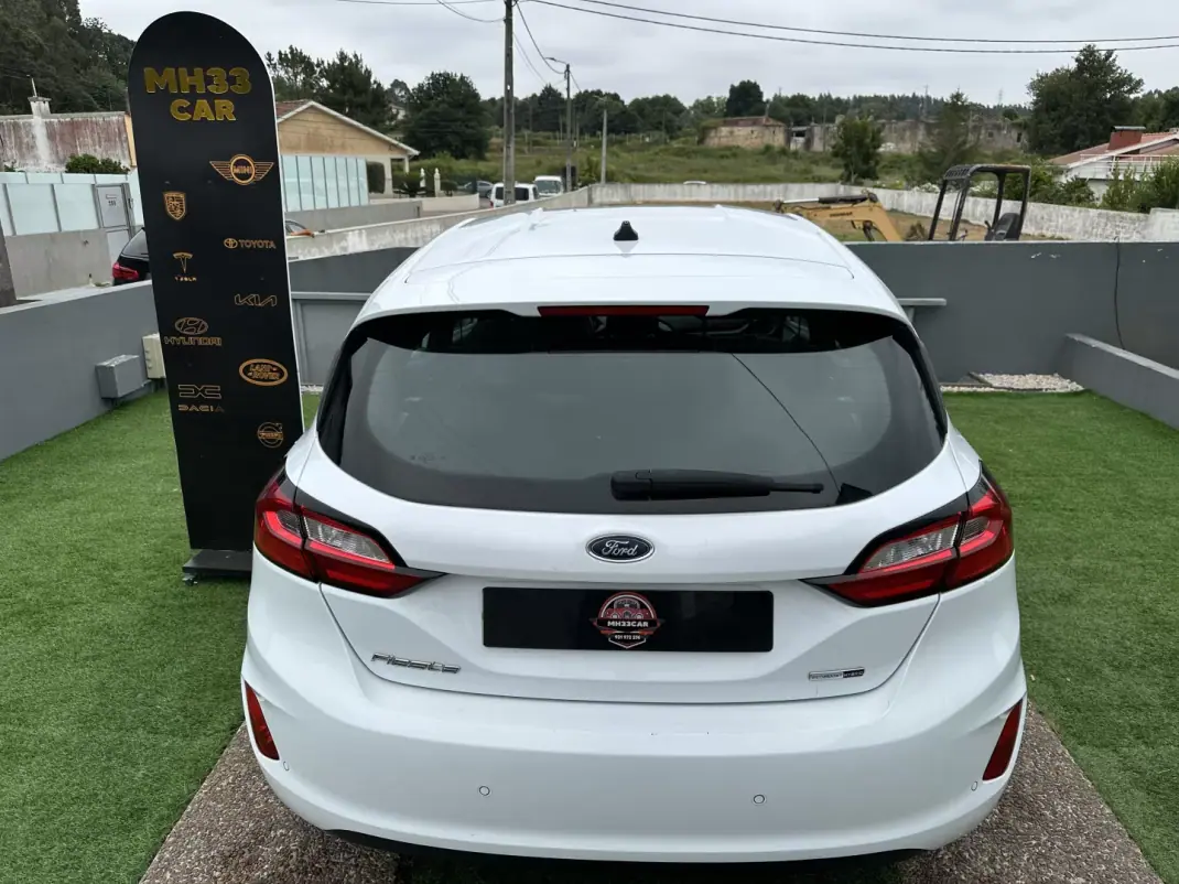 Ford Fiesta 2022 - 15200 EUR, 120000 km - 120000km - foto 12 de 57