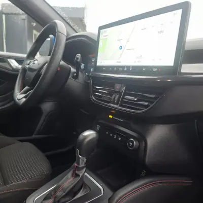 Ford Focus 2024 - 22950 EUR, 34136 km - AUTO.MOTO.pt - 34136km - foto 19 de 27
