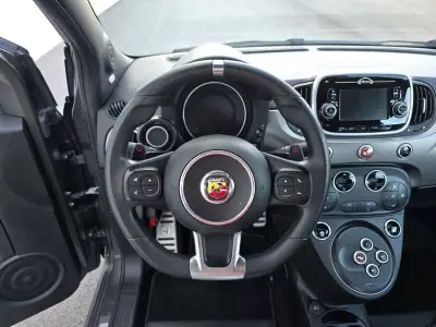 Abarth 595 2018 - 19750 EUR, 60400 km - AUTO.MOTO.pt - 60400km - foto 8 de 40