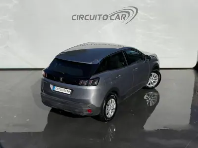 Peugeot 3008 2022 - 19400 EUR, 110167 km - AUTO.MOTO.pt - 110167km - foto 10 de 38