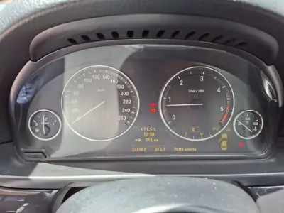 BMW 530e 2010 - 13500 EUR, 335567 km - AUTO.MOTO.pt - 335567km - foto 27 de 27
