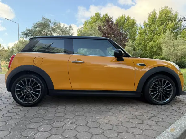 MINI 3 Portas 2016 - 12965 EUR, 150000 km - AUTO.MOTO.pt - 150000km - foto 13 de 41