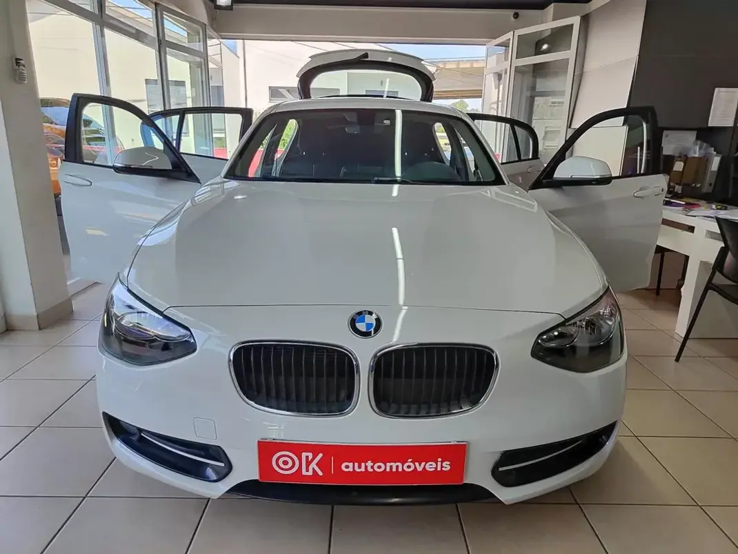 BMW 116 2013 - 10500 EUR, 215000 km - AUTO.MOTO.pt - 215000km - foto 20 de 33