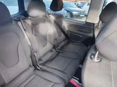 Mercedes-Benz V 220 2019 - 27642 EUR, 190000 km - AUTO.MOTO.pt - 190000km - foto 6 de 10