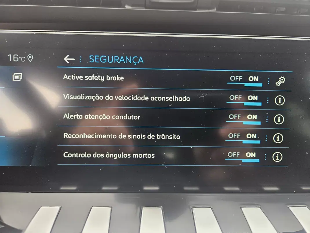 Peugeot 508 SW 2021 - 21500 EUR, 100130 km - AUTO.MOTO.pt - 100130km - foto 38 de 77