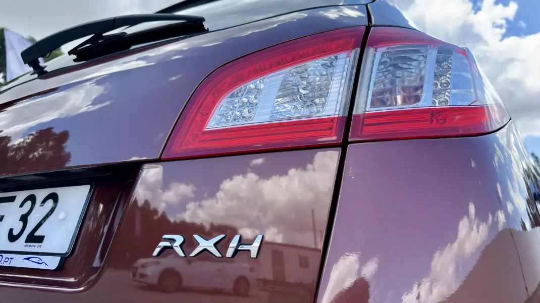 Peugeot 508 RXH 2013 - 9900 EUR, 320000 km - AUTO.MOTO.pt - 320000km - foto 8 de 54