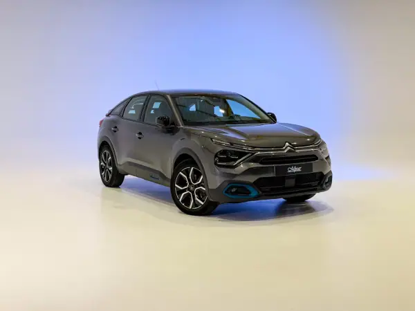 Citroën e-C4 2022 - 19950 EUR, 85000 km - 85000km - foto 15 de 25