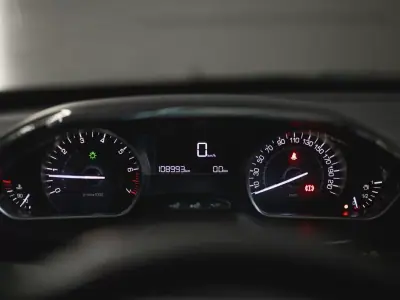 Peugeot 2008 2018 - 8990 EUR, 108993 km - 108993km - foto 15 de 20