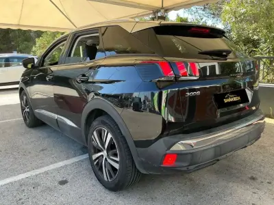 Peugeot 3008 2018 - 15450 EUR, 169269 km - 169269km - foto 3 de 14
