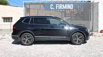 Volkswagen Tiguan Allspace 2018 - 26990 EUR, 120612 km - 120612km - foto 4 de 30