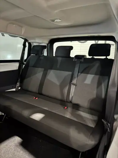 Opel Vivaro 2022 - 32900 EUR, 20415 km - 20415km - foto 30 de 50