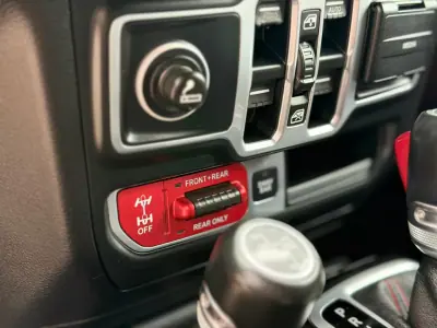 Jeep Wrangler Unlimited 2019 - 67500 EUR, 150181 km - 150181km - foto 19 de 25
