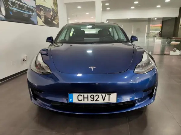 Tesla Model 3 2021 - 25990 EUR, 100000 km - AUTO.MOTO.pt - 100000km - foto 9 de 46