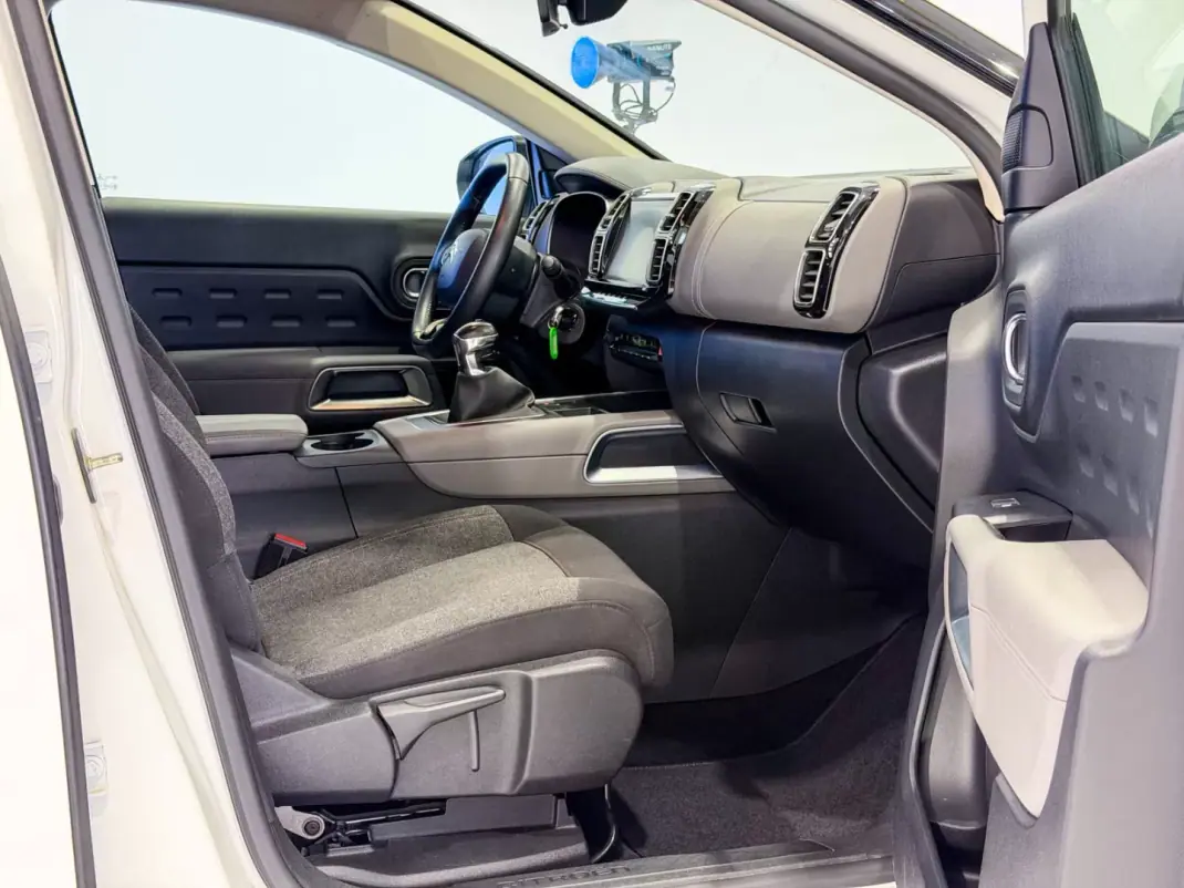 Citroën C5 Aircross 2022 - 15950 EUR, 159000 km - 159000km - foto 25 de 36