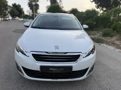 Peugeot 308 SW 2016 - 11699 EUR, 100000 km - AUTO.MOTO.pt - 100000km - foto 2 de 18