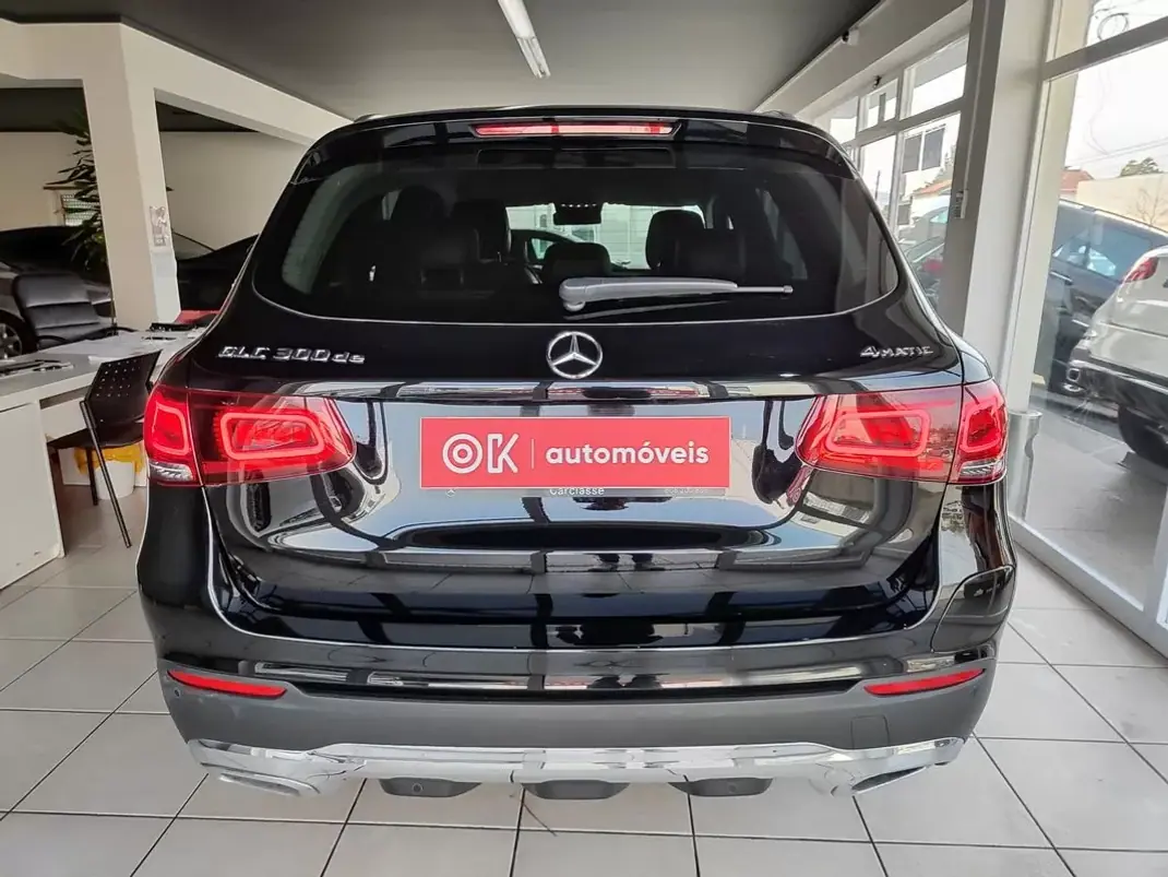 Mercedes-Benz GLC 300 2022 - 41500 EUR, 64500 km - AUTO.MOTO.pt - 64500km - foto 9 de 40