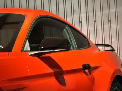 Ford Mustang 2015 - 49990 EUR, 122000 km - AUTO.MOTO.pt - 122000km - foto 21 de 54
