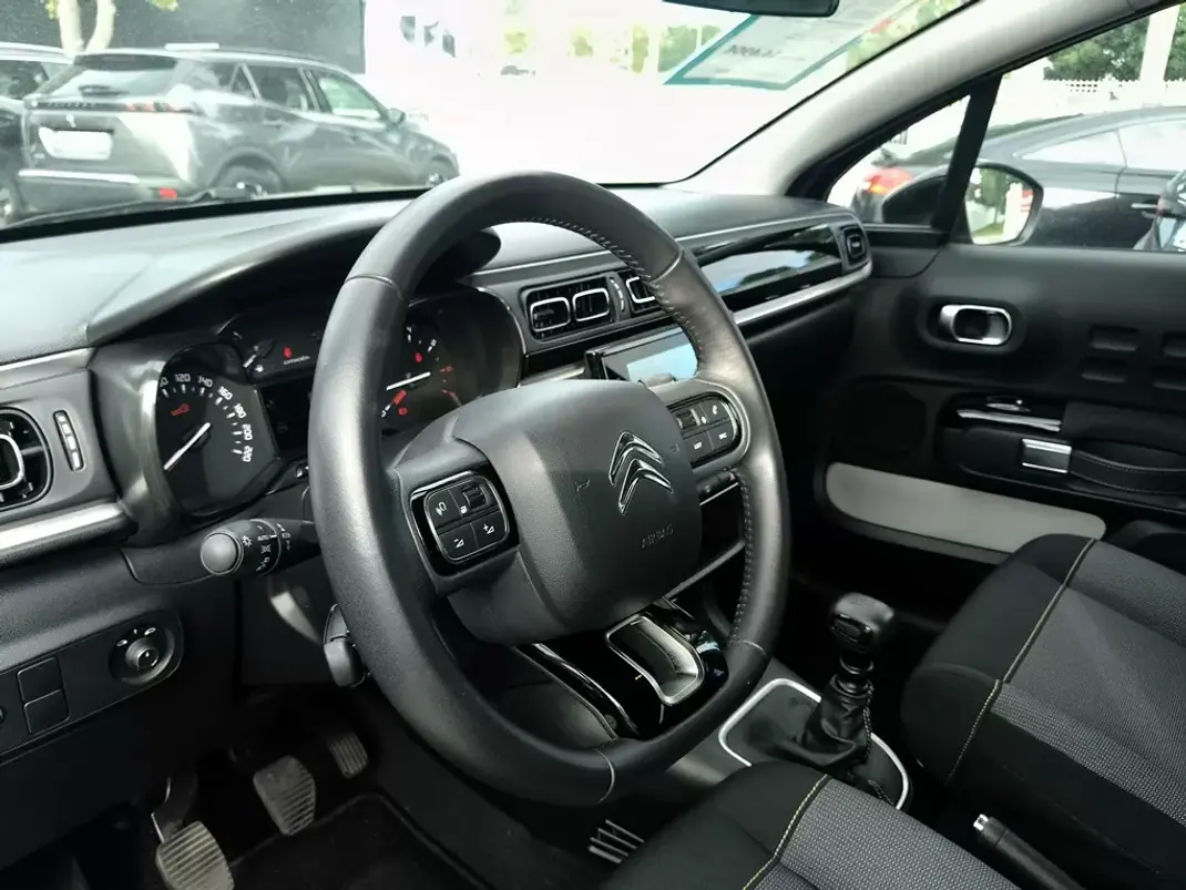 Citroën C3 2023 - 14490 EUR, 48642 km - 48642km - foto 23 de 33