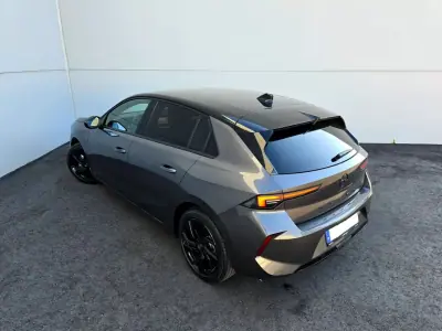 Opel Astra 2023 - 19900 EUR, 16940 km - AUTO.MOTO.pt - 16940km - foto 11 de 39