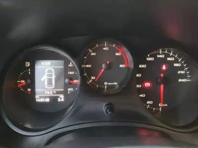 SEAT Leon 2012 - 8965 EUR, 168000 km - AUTO.MOTO.pt - 168000km - foto 7 de 12