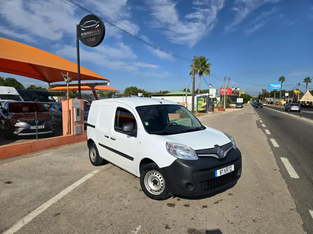 Renault Kangoo 2019 - 12450 EUR, 157608 km - 157608km - foto 3 de 10