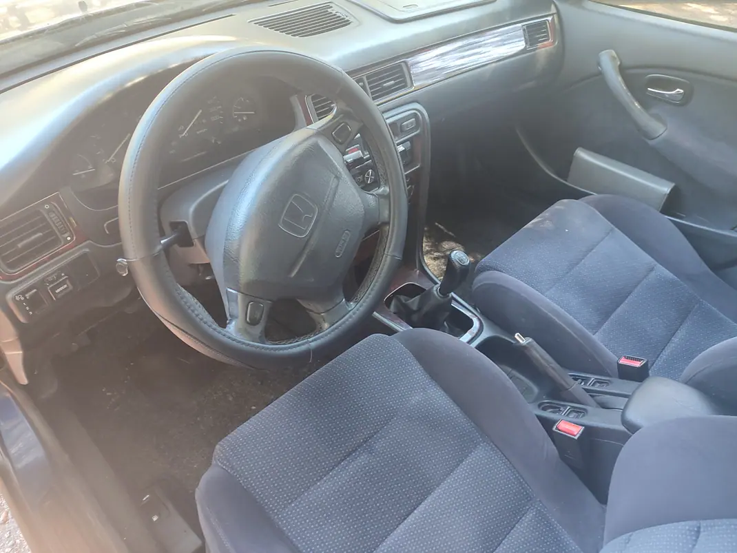 Honda Civic 2000 - 1600 EUR, 249876 km - AUTO.MOTO.pt - 249876km - foto 7 de 15
