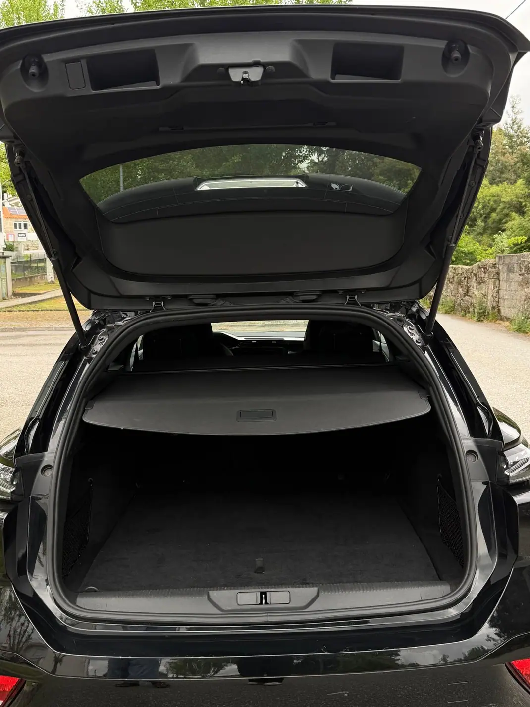 Peugeot 308 SW 2024 - 24250 EUR, 51870 km - AUTO.MOTO.pt - 51870km - foto 11 de 15