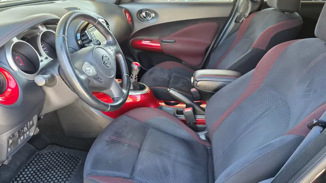 Nissan Juke 2015 - 12990 EUR, 142000 km - AUTO.MOTO.pt - 142000km - foto 13 de 30