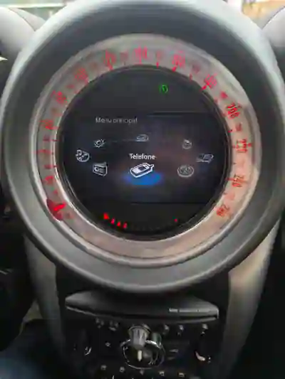 MINI Countryman 2012 - 7350 EUR, 262000 km - AUTO.MOTO.pt - 262000km - foto 4 de 16